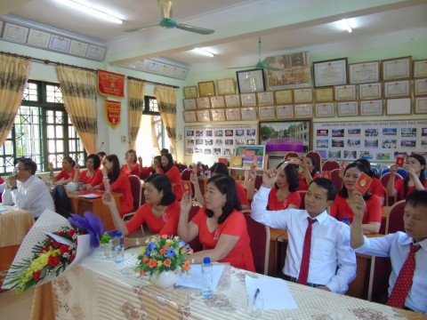 Chi bộ trường Tiểu học Nam Thanh thành phố Điện Biên Phủ long trọng tổ chức Đại hội Chi bộ nhiệm kỳ 2020 - 2023