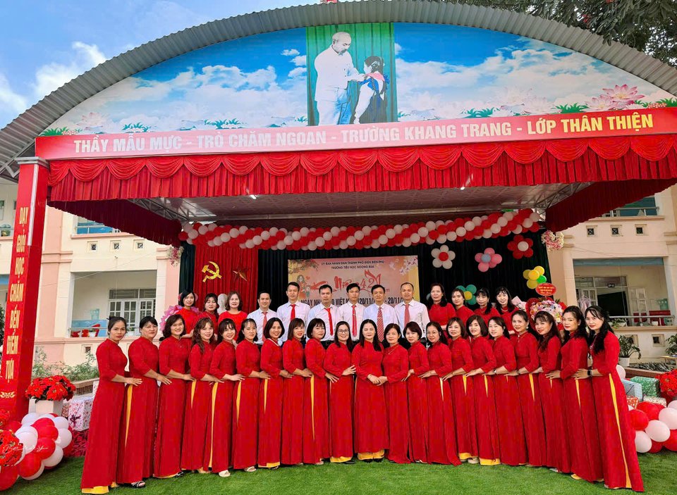 TRƯỜNG TIỂU HỌC NOONG BUA LONG TRỌNG TỔ CHỨC LỄ KỶ NIỆM 42 NĂM NGÀY NHÀ GIÁO VIỆT NAM (20/11/1982 - 20/11/2024)