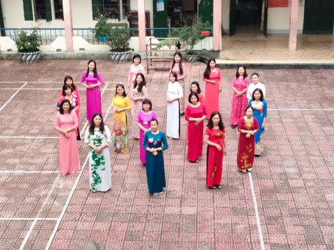 Ảnh Hưởng ứng tuần lễ áo dài – 6