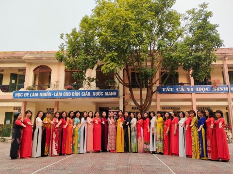 Ảnh Kỉ niệm ngày 8/3 – 13