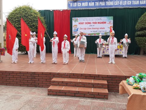 Ảnh Hoạt động trải nghiệm " Em tập làm thương nhân" – 8