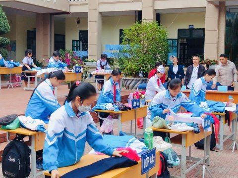 Ảnh EM TỰ PHỤC VỤ BẢN THÂN – 12