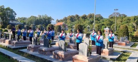 Ảnh Viếng nghĩa trang liệt sĩ năm 2022 – 35