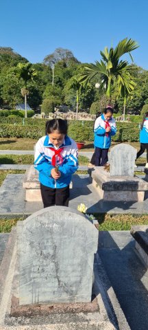 Ảnh Viếng nghĩa trang liệt sĩ năm 2022 – 37