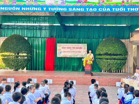 Ảnh Phòng CSGT Thành phố tuyên truyền cho học sinh luật ATGT – 13