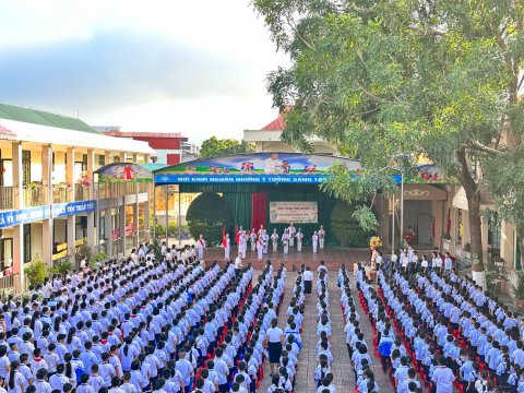 Ảnh Phòng CSGT Thành phố tuyên truyền cho học sinh luật ATGT – 15