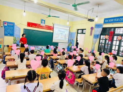 Ảnh Trường Tiểu học Nam Thanh TP Điện Biên Phủ tổ chức Ngày hội chào đón các em học sinh lớp 1 năm học 2024-2025 – 28
