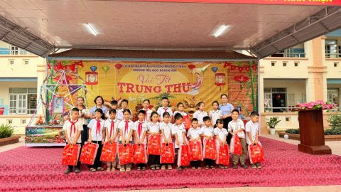 Ảnh TRƯỜNG TIỂU HỌC NOONG BUA TỔ CHỨC VUI TẾT TRUNG THU 2025 CHO HỌC SINH – 10