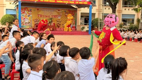Ảnh TRƯỜNG TIỂU HỌC NOONG BUA TỔ CHỨC VUI TẾT TRUNG THU 2025 CHO HỌC SINH – 11