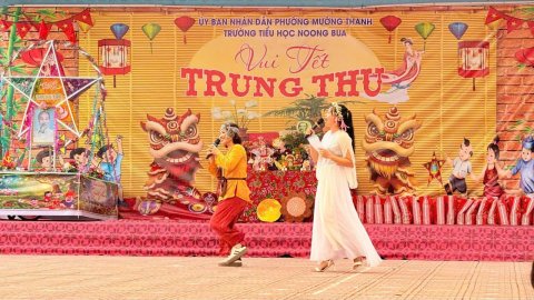 Ảnh TRƯỜNG TIỂU HỌC NOONG BUA TỔ CHỨC VUI TẾT TRUNG THU 2025 CHO HỌC SINH – 12
