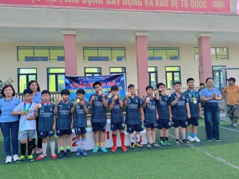 Ảnh TRƯỜNG TIỂU HỌC NOONG BUA TỔ CHỨC THÀNH CÔNG GIẢI BÓNG ĐÁ HỌC SINH LẦN THỨ II, NĂM HỌC 2025 - 2026 – 18